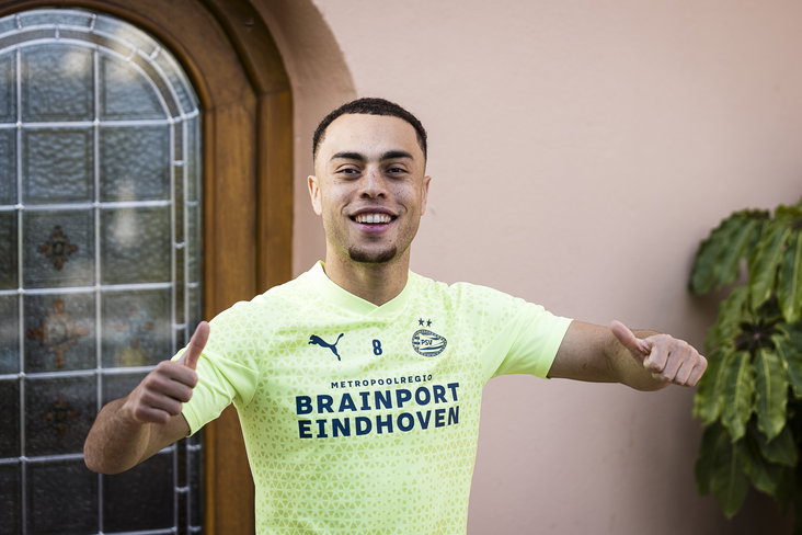 Sergiño Dest op het trainingskamp in Estepona