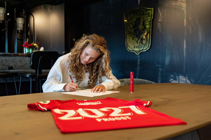 Sophie Proost tekent bij FC Twente