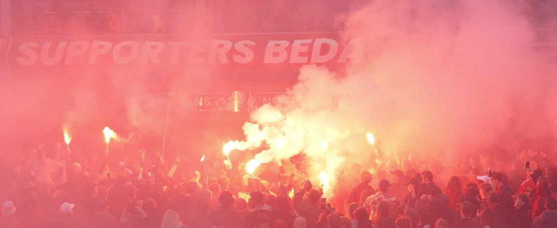 Supporters bij de Grolsch Veste