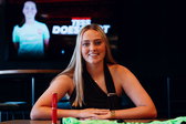 Tess Doeschot tekent bij FC Twente