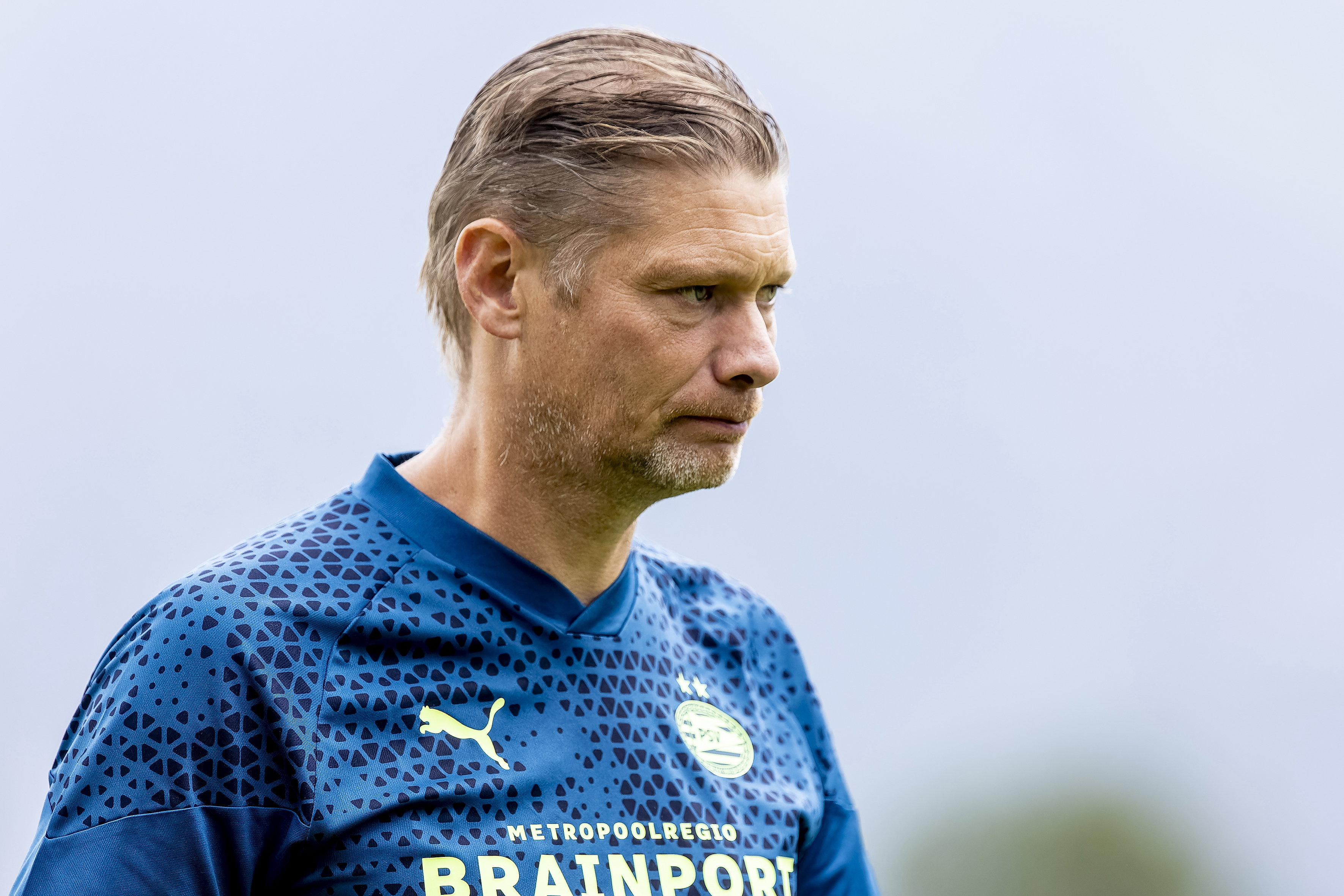 Theo Lucius rondom de wedstrijd tussen PSV en FC Augsburg