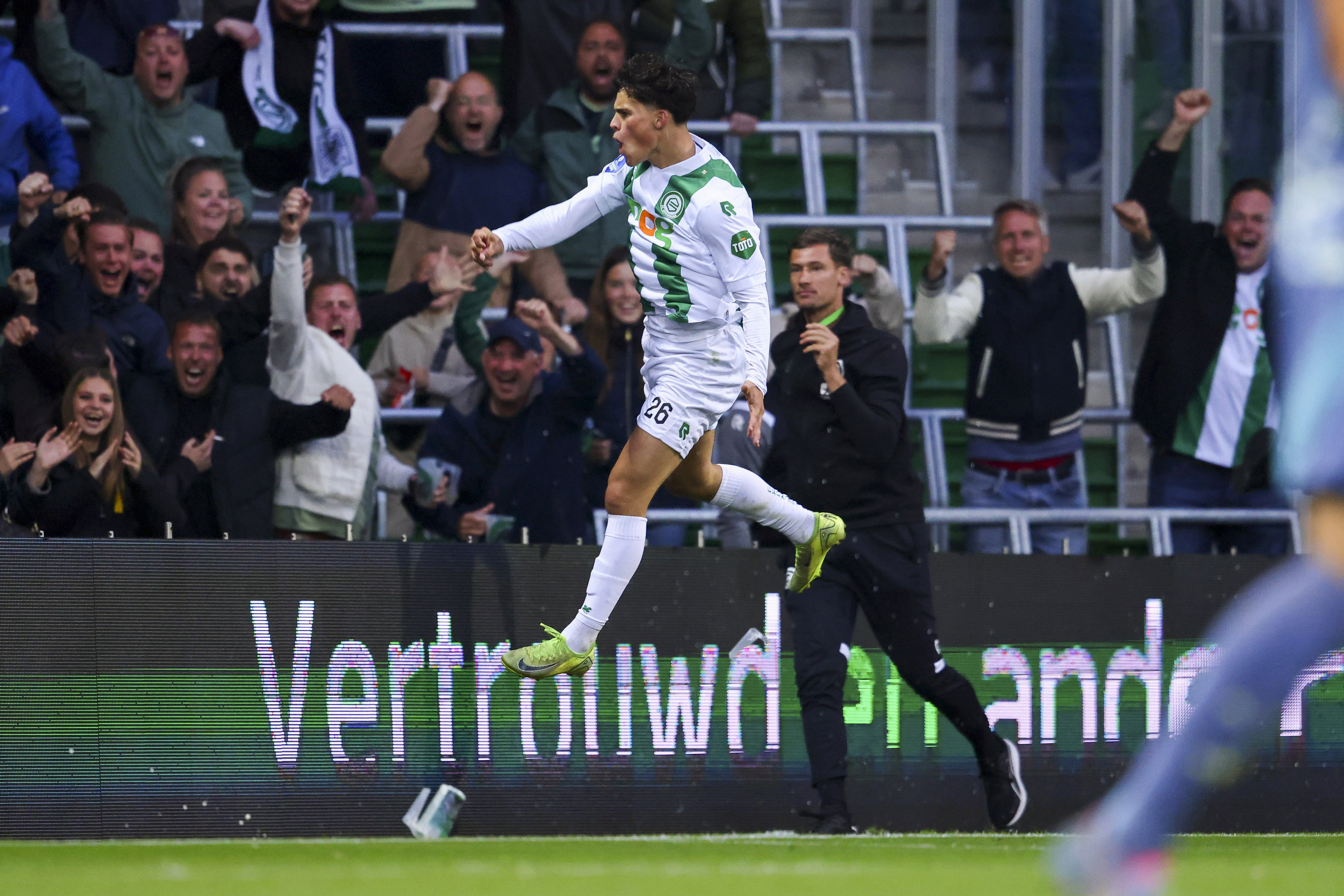 Thom van Bergen na zijn goal tegen Ajax