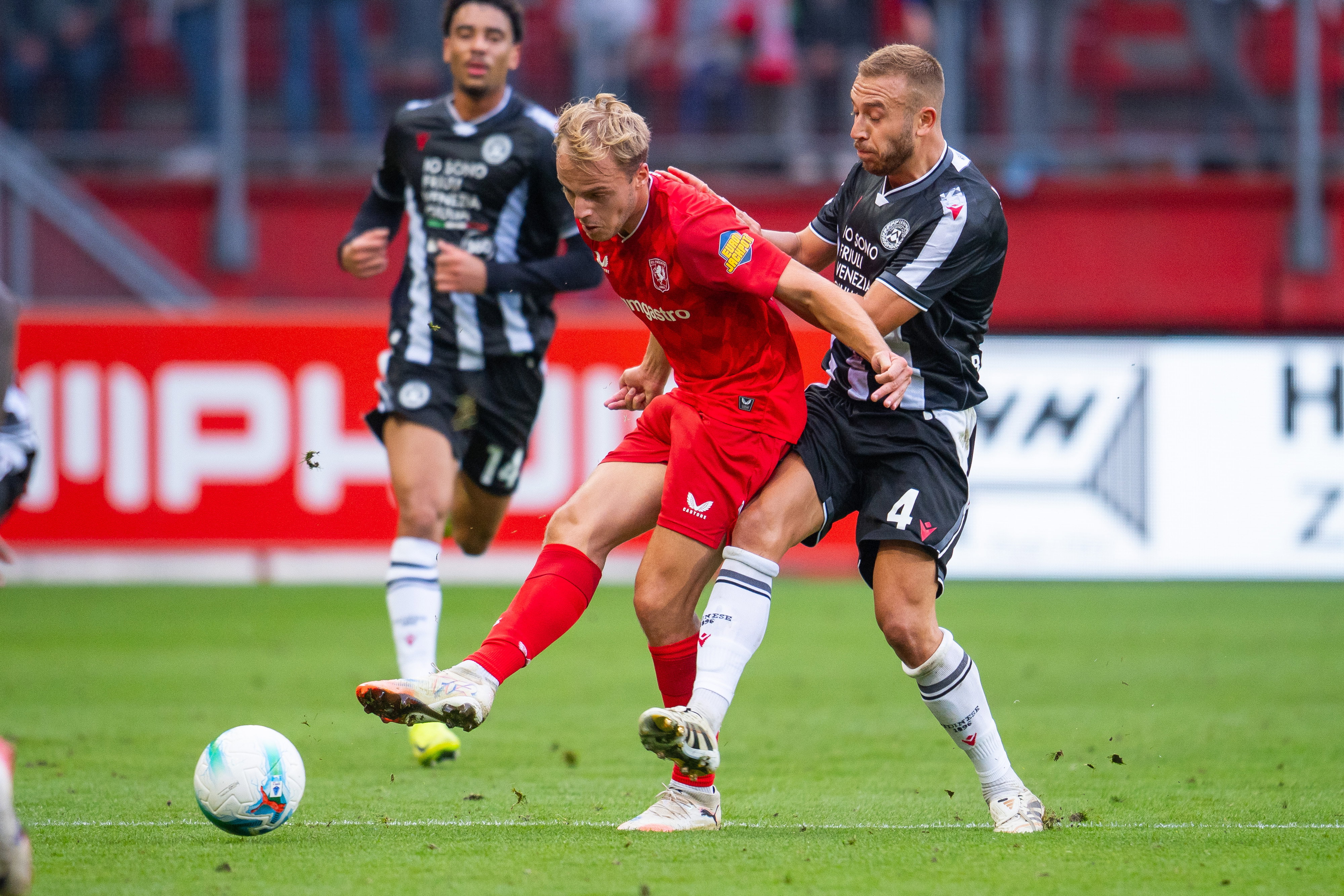 Thomas van den Belt tegen Udinese
