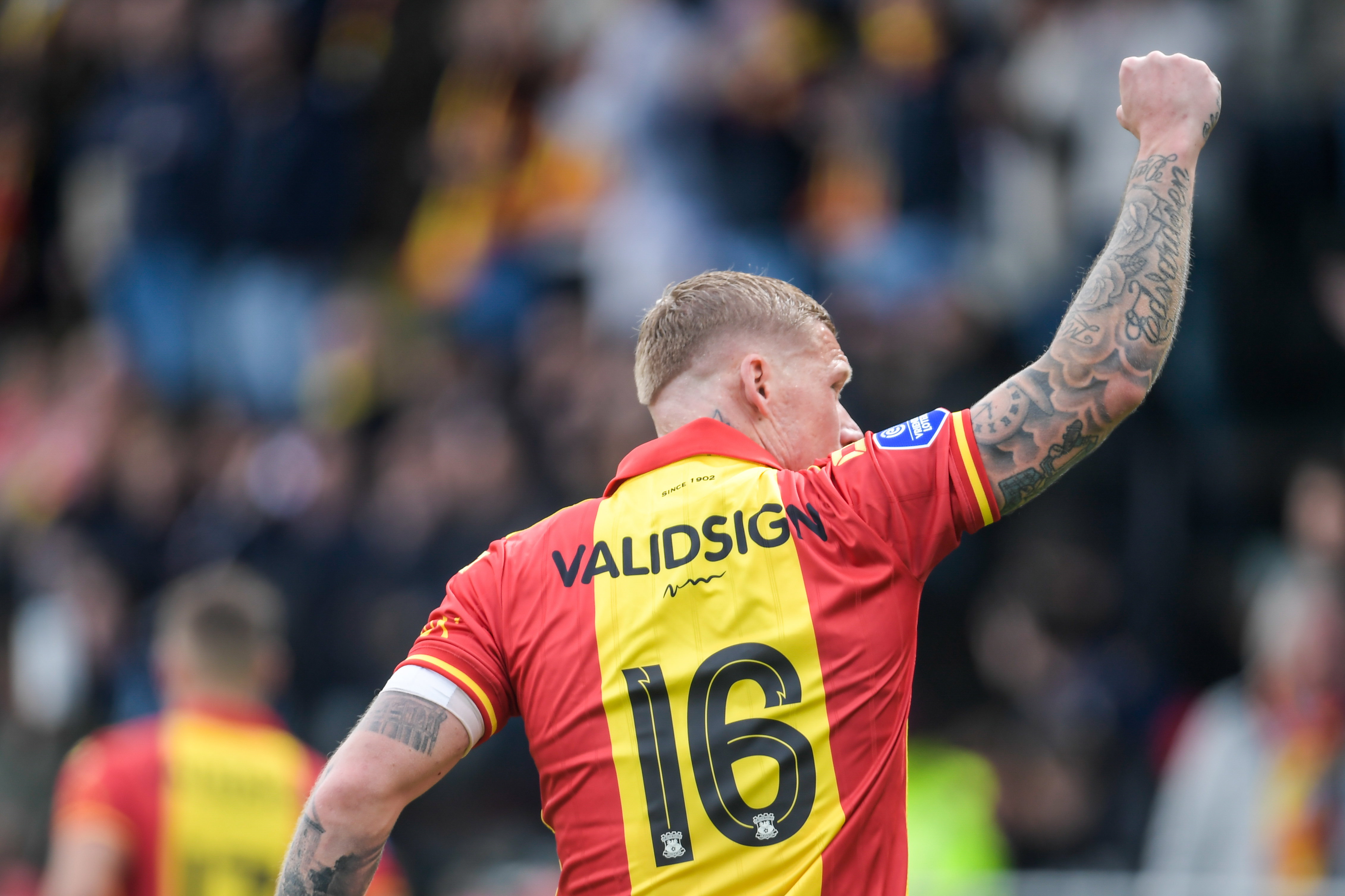 Victor Edvardsen scoort tegen PEC