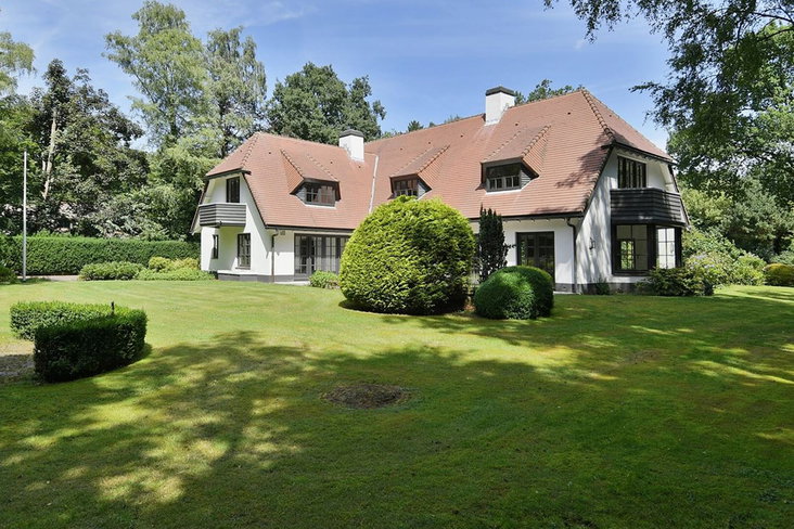 Villa Jordan Henderson