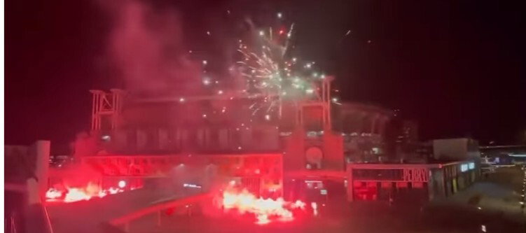 Vuurwerk bij de Johan Cruijff Aren A