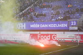 Vuurwerk op het veld bij SC Heerenveen