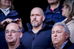Erik ten Hag op de tribune bij FC Twente