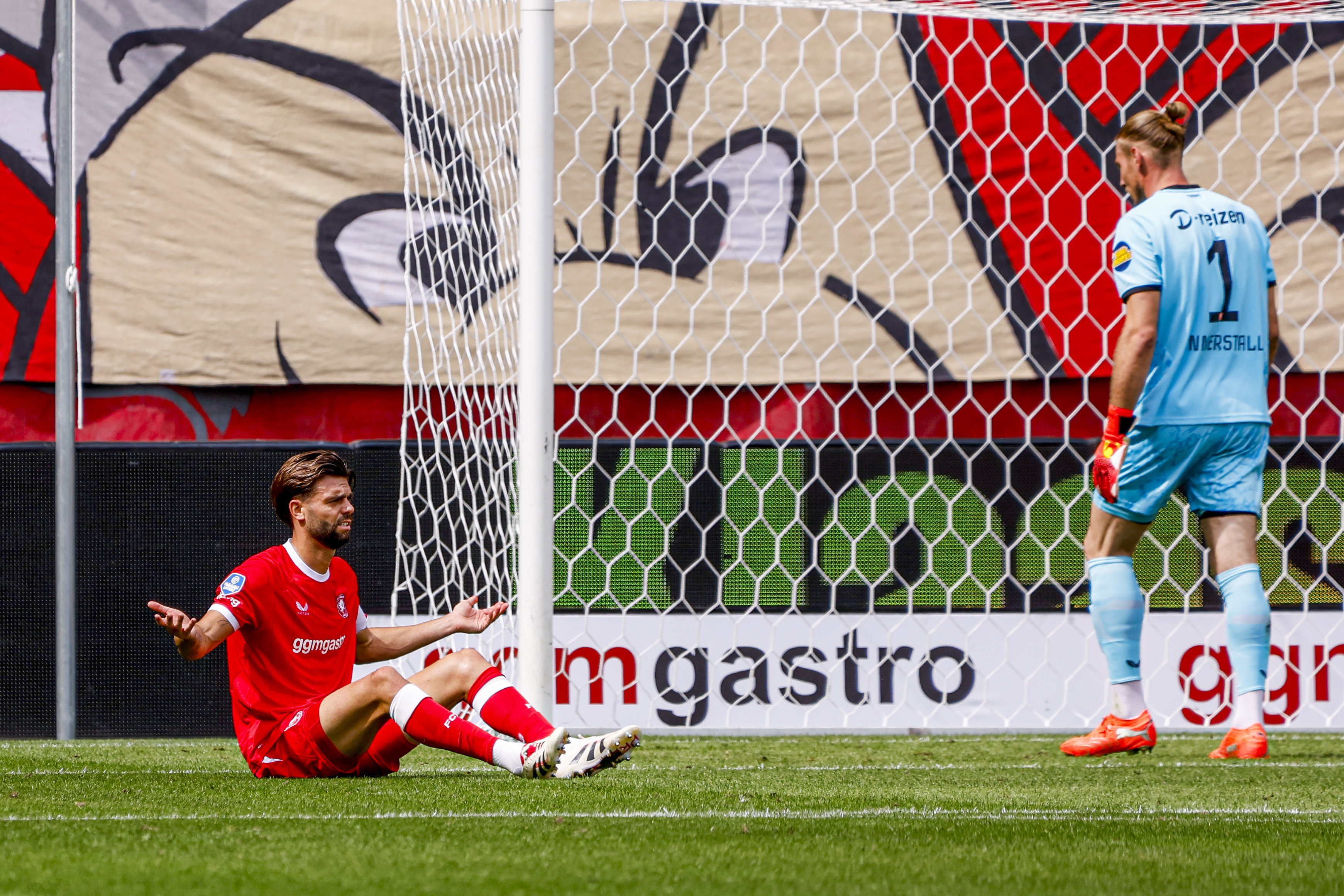 Robin Propper na een tegengoal van FC Twente