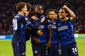PSV viert de treffer van Lutsharel Geertruida tegen Ajax