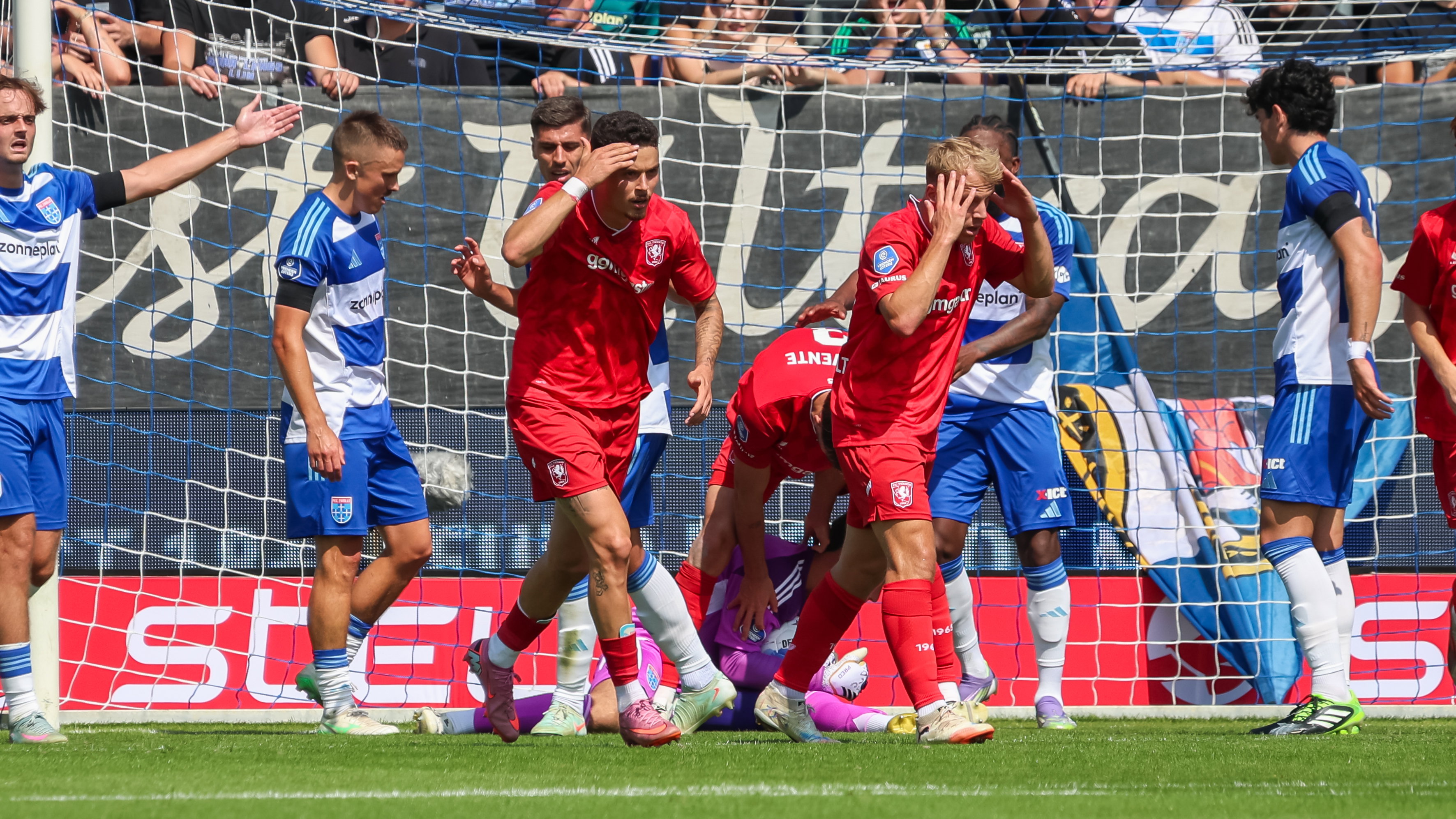 FC Twente baalt tegen PEC Zwolle