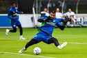 Walter Benitez tijdens de eerste training van PSV