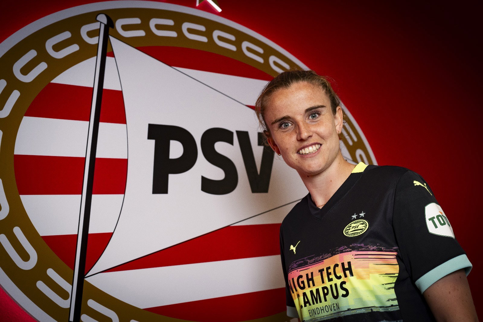 Myrthe Moorrees tekent bij PSV