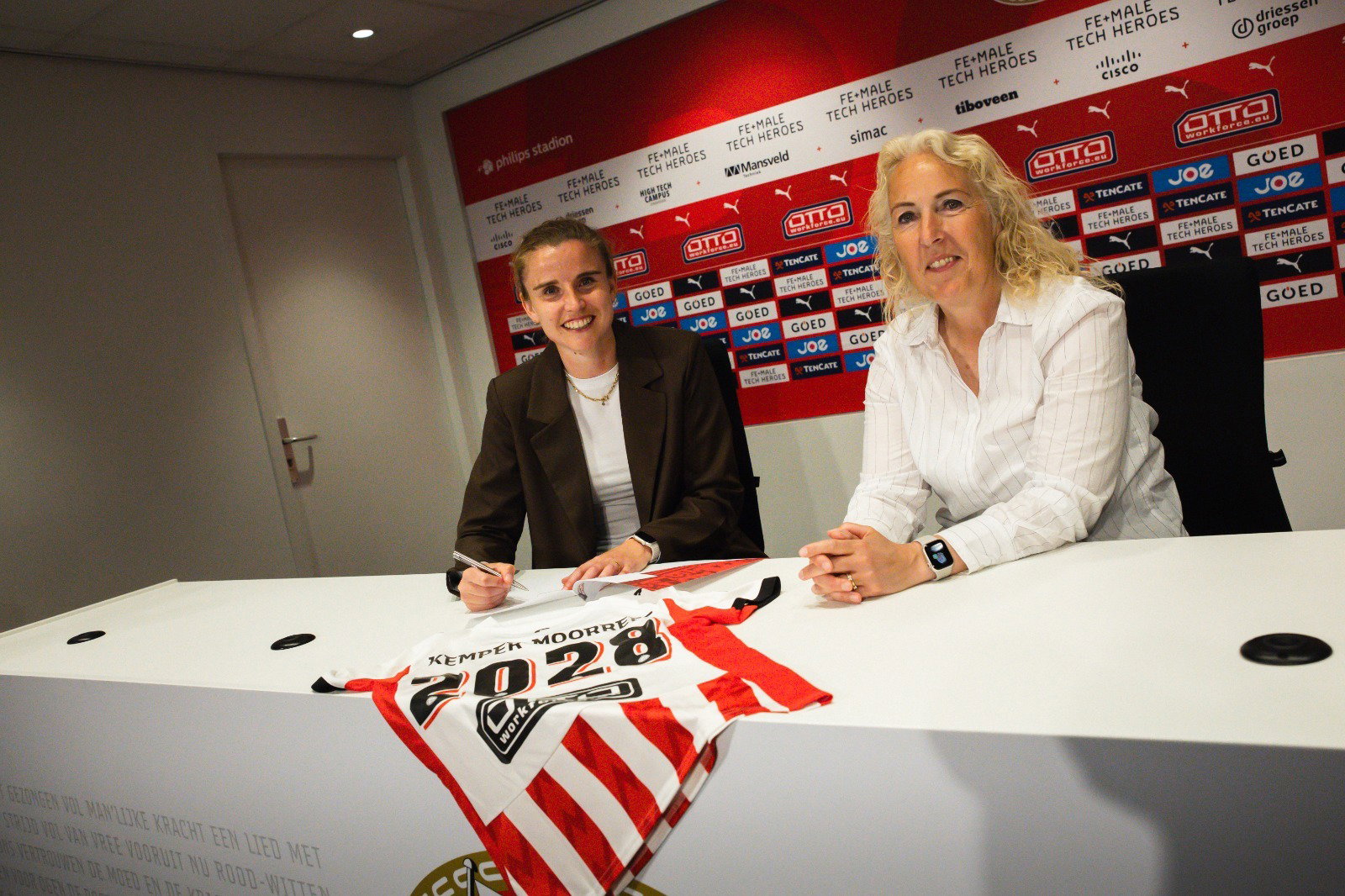 Myrthe Kemper-Moorrees en Sandra Doreleijers