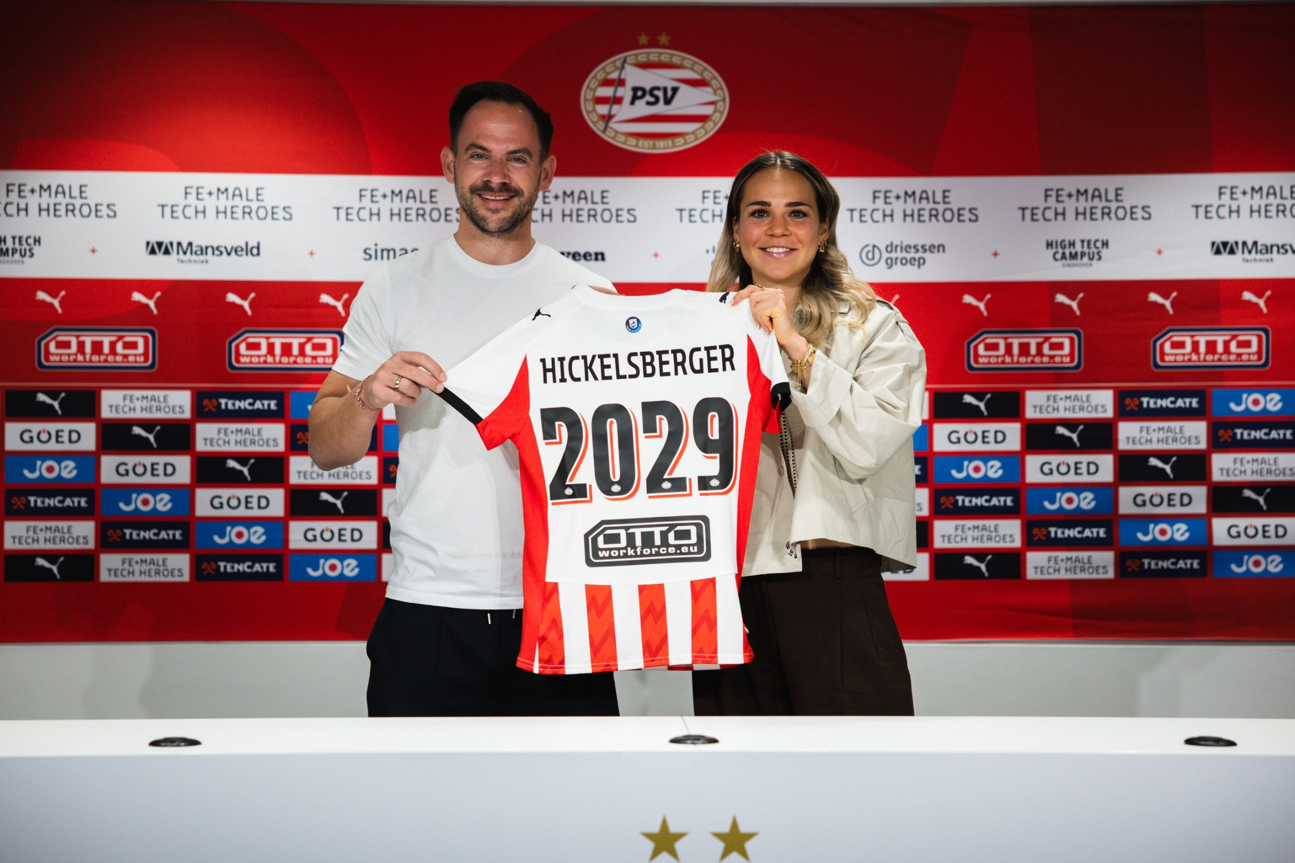 Julia Hickelsberger-Fuller tekent bij PSV