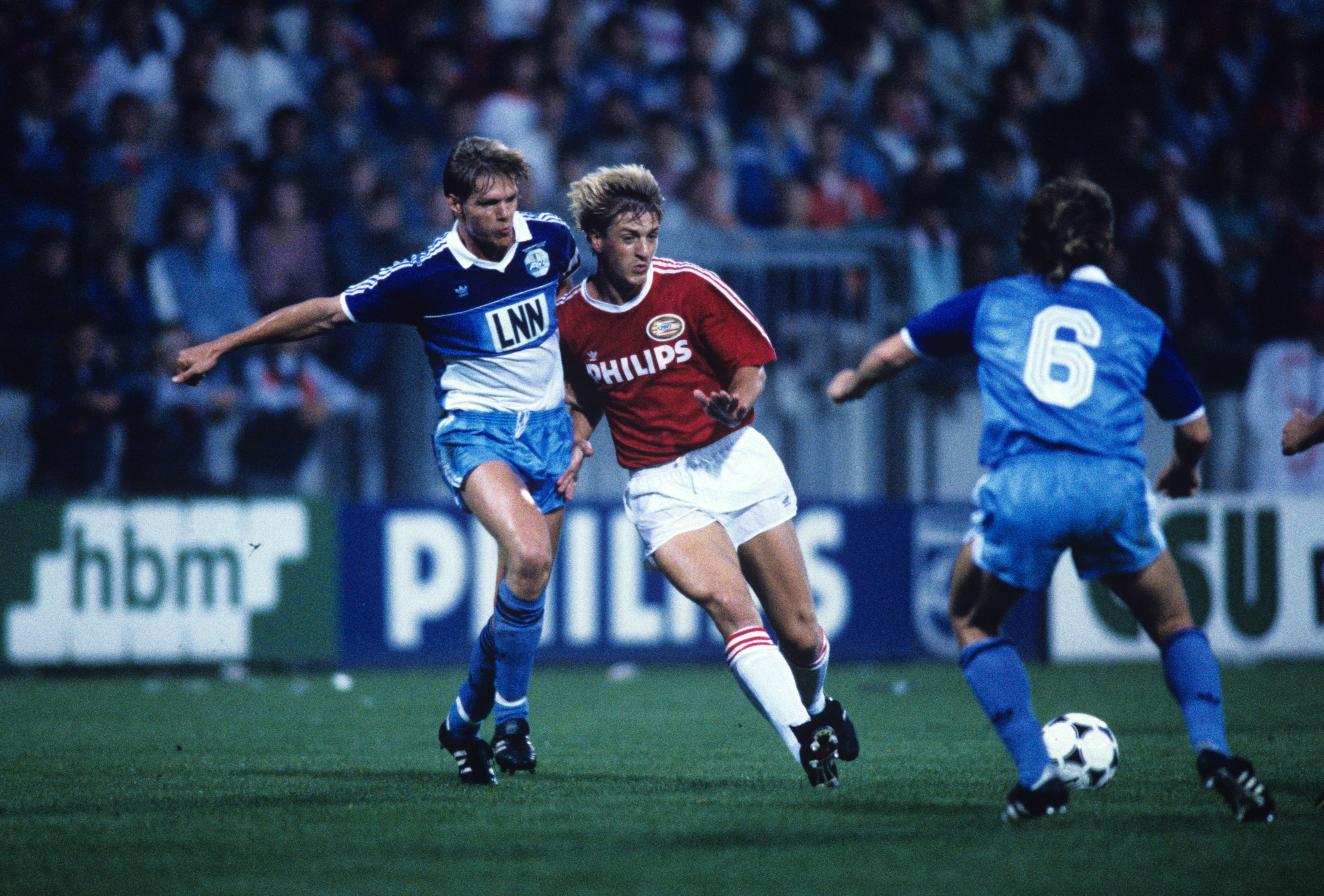 Wim Kieft met PSV tegen FC Luzern in 1989