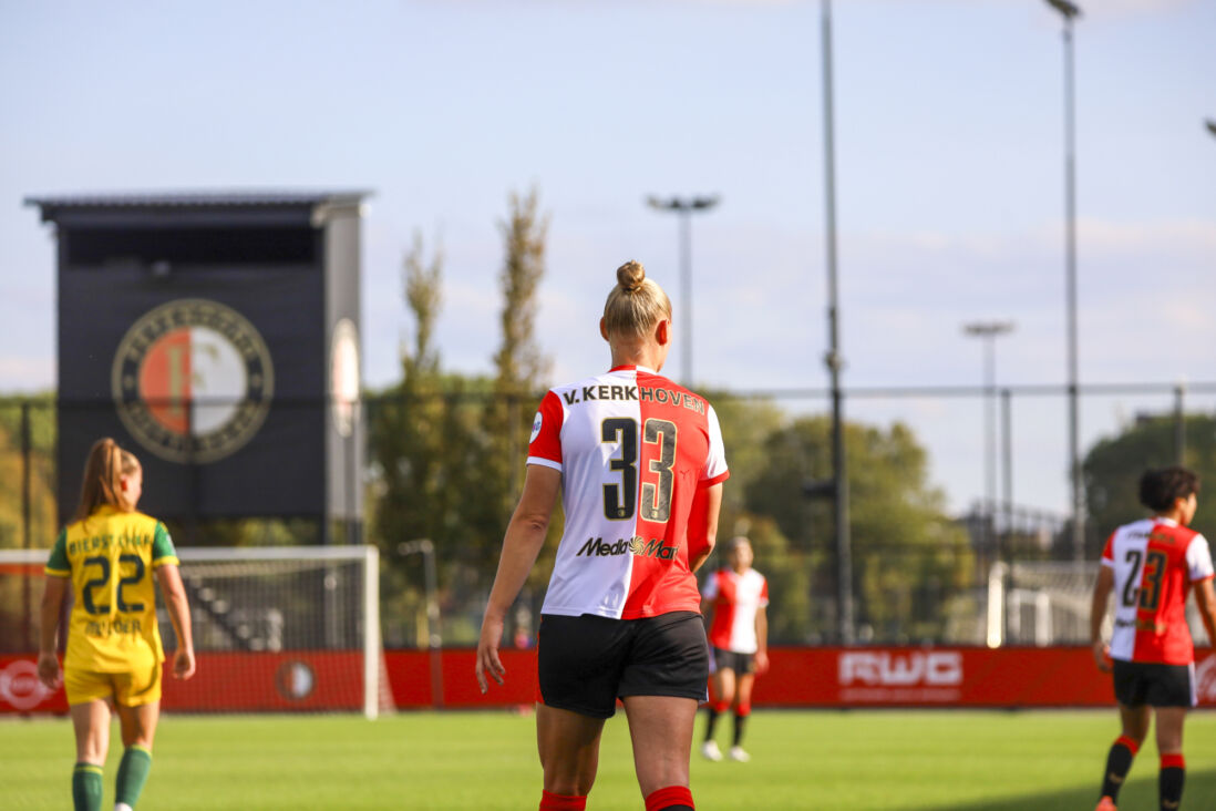 Ella Van Kerkhoven bij Feyenoord