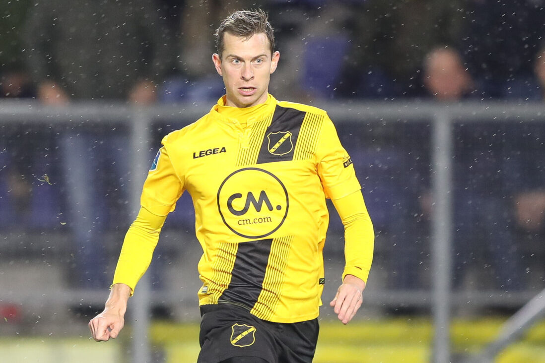 Robert Mühren in dienst van NAC Breda