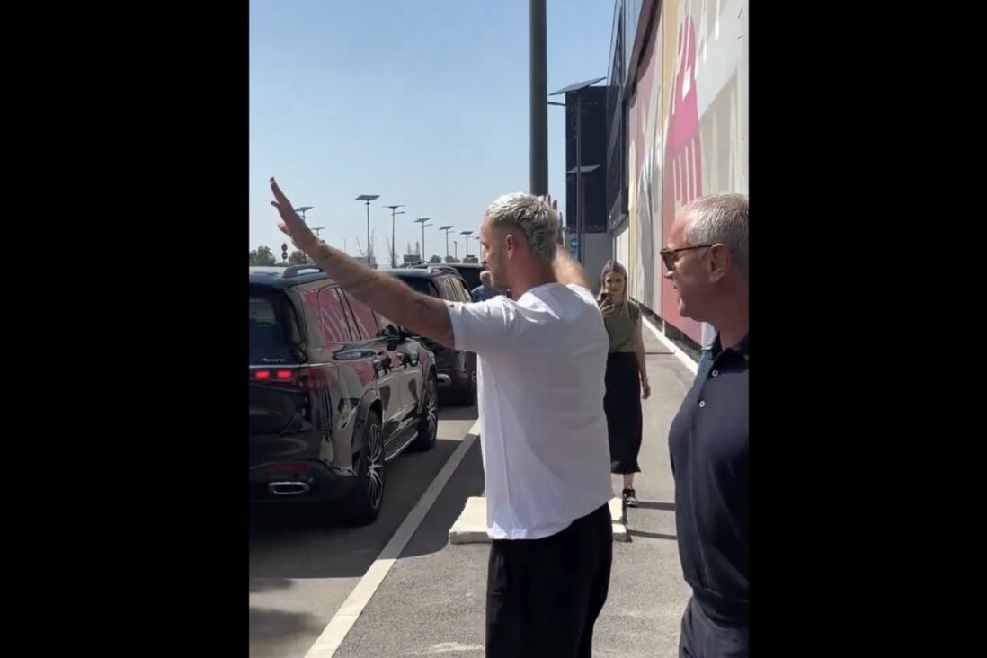 Marko Arnautovic wordt onthaald