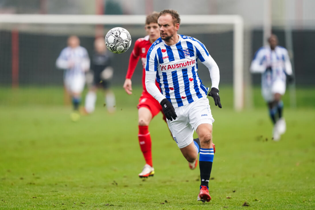 Siem de Jong tijdens de oefenwedstrijd tegen FC Twente