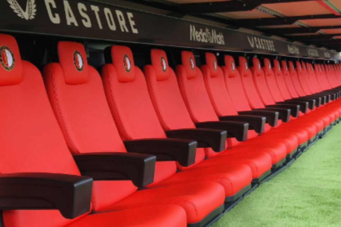 De vernieuwde dug-out in de Kuip
