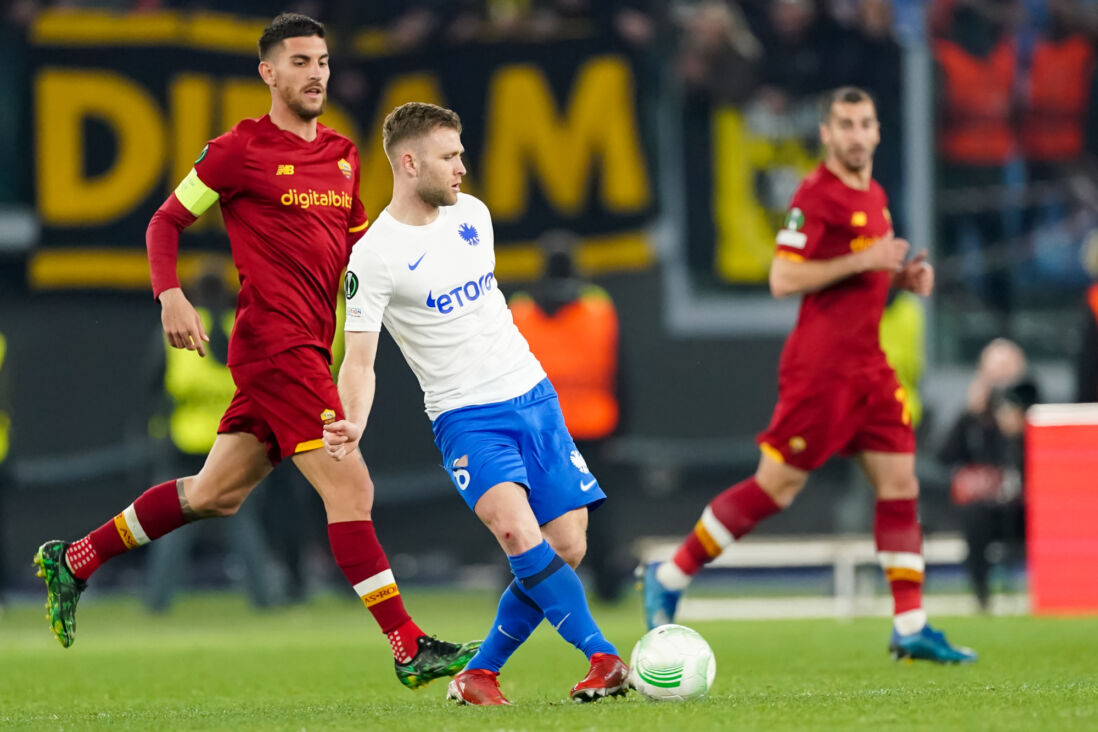 Sondre Tronstad in actie tegen AS Roma