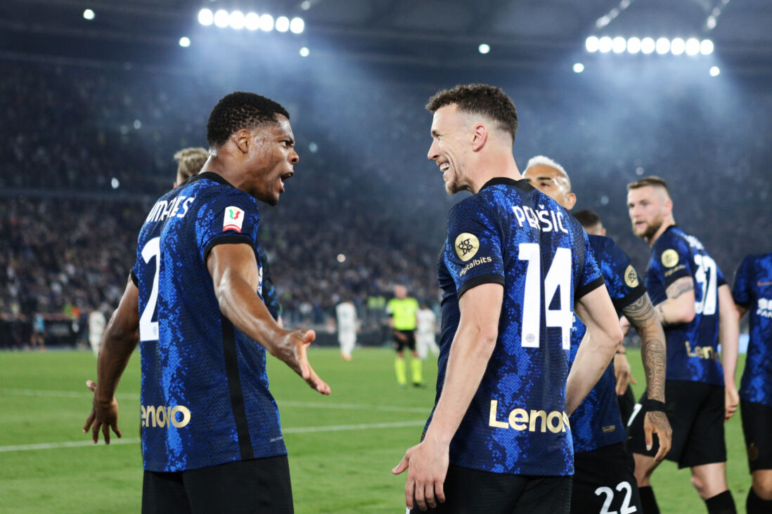Denzel Dumfries en Ivan Perisic