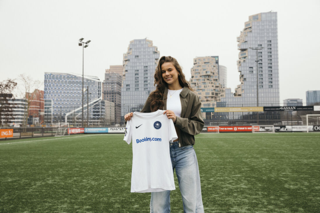 Eline Oudejans tekent bij HERA United