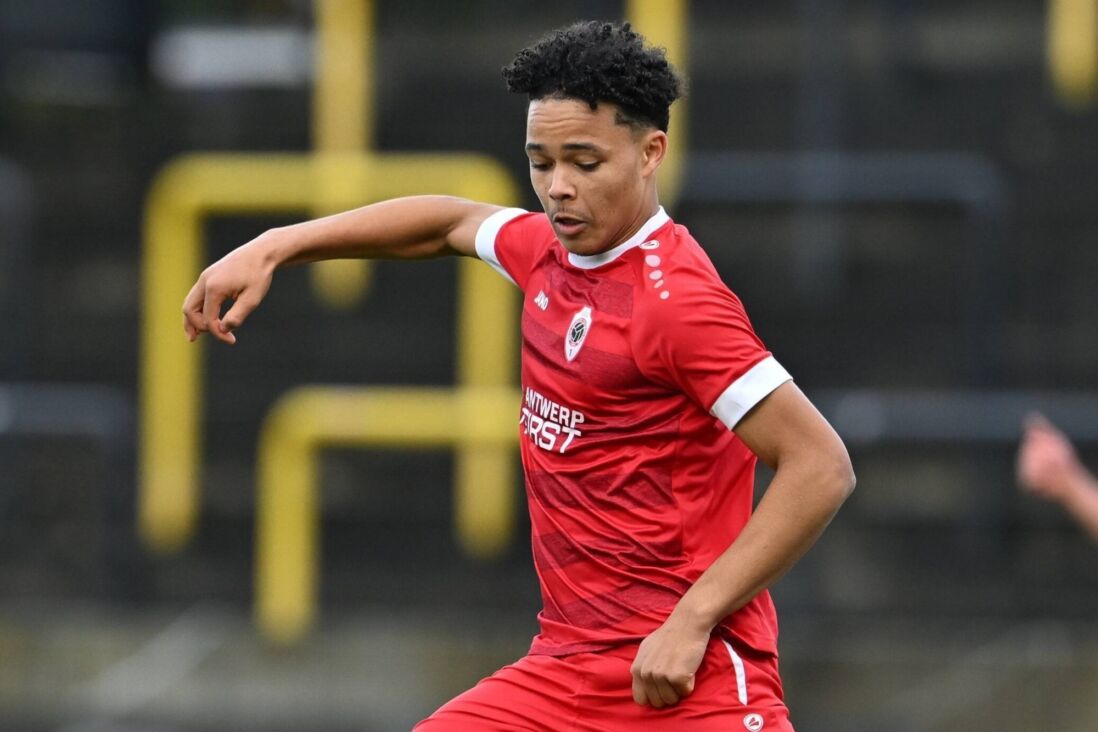 Nolhan Courtens voor Royal Antwerp