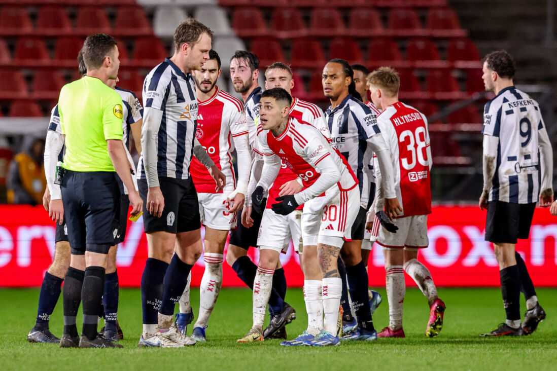 Gaston Avila klaagt bij de scheidsrechter