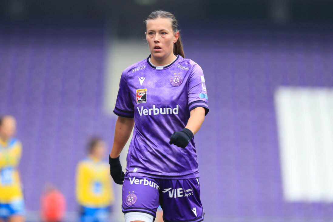 Dominique Bruinenberg bij Austria Wien
