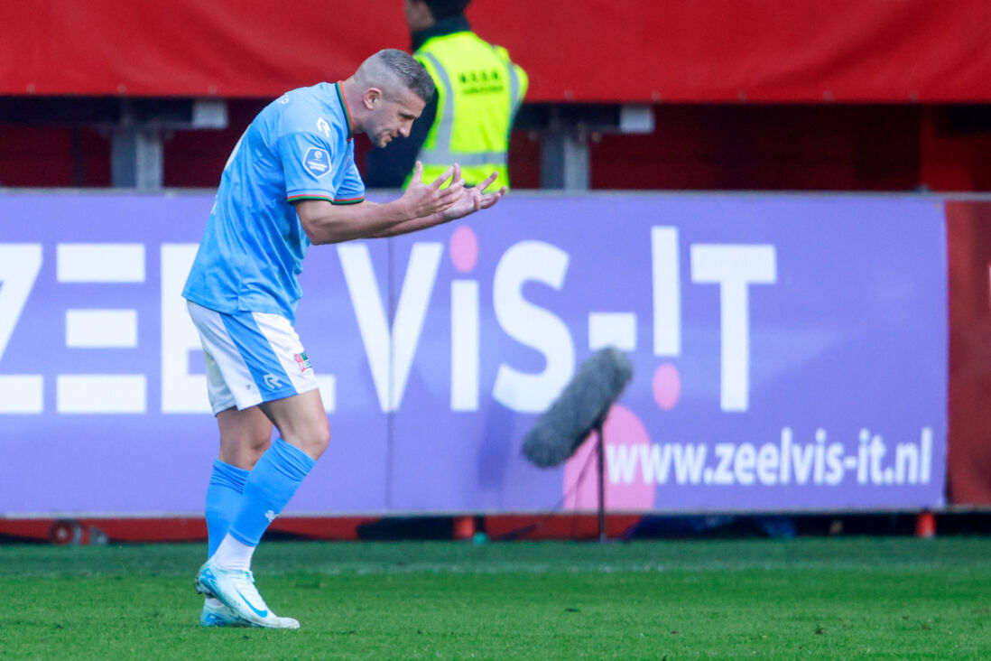 Bryan Linssen in De Grolsch Veste