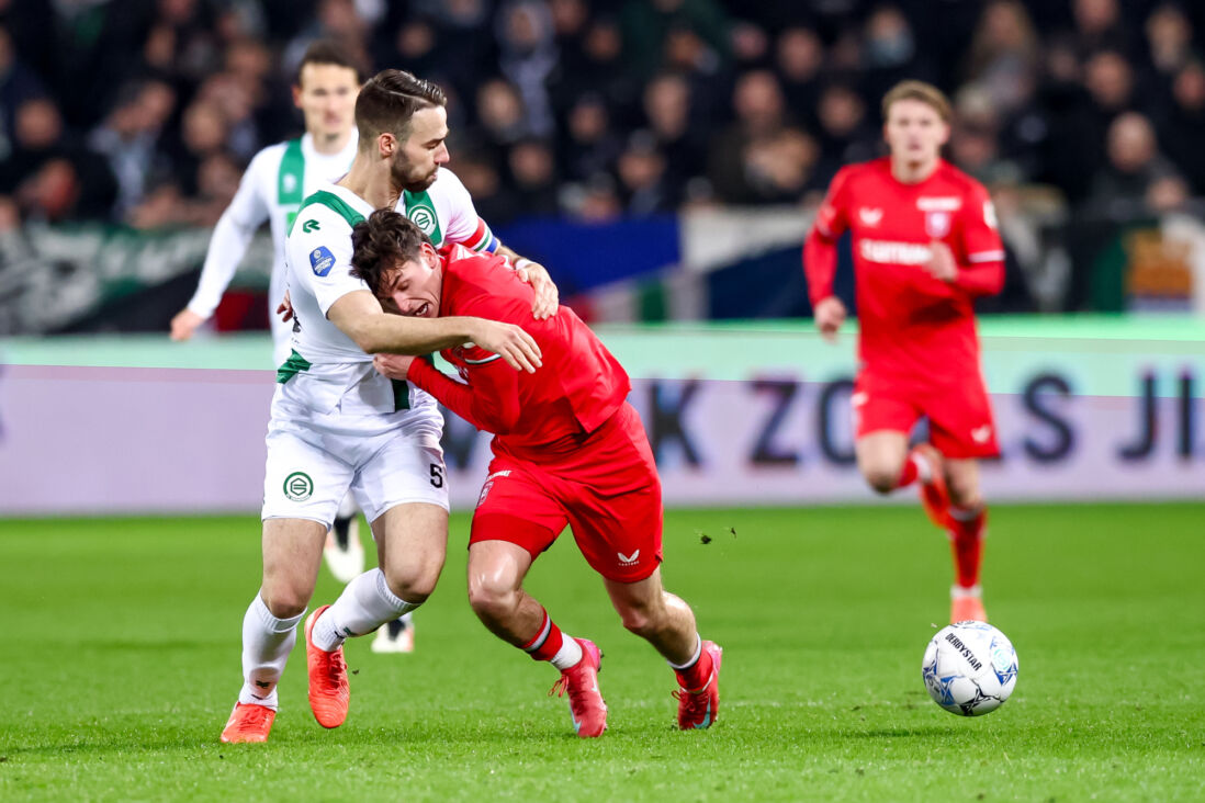 Taylor Booth in duel met Marco Rente