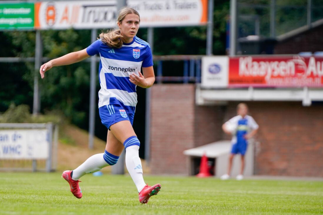 Hanna Huizenga bij PEC Zwolle