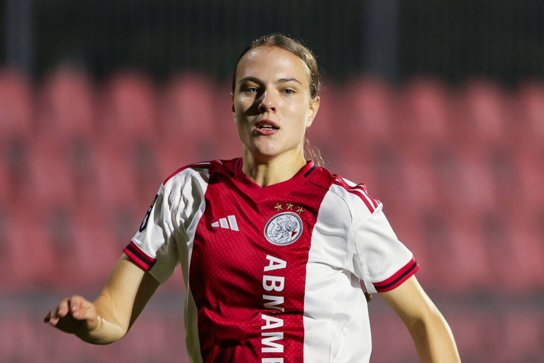 Lotte Keukelaar bij Ajax