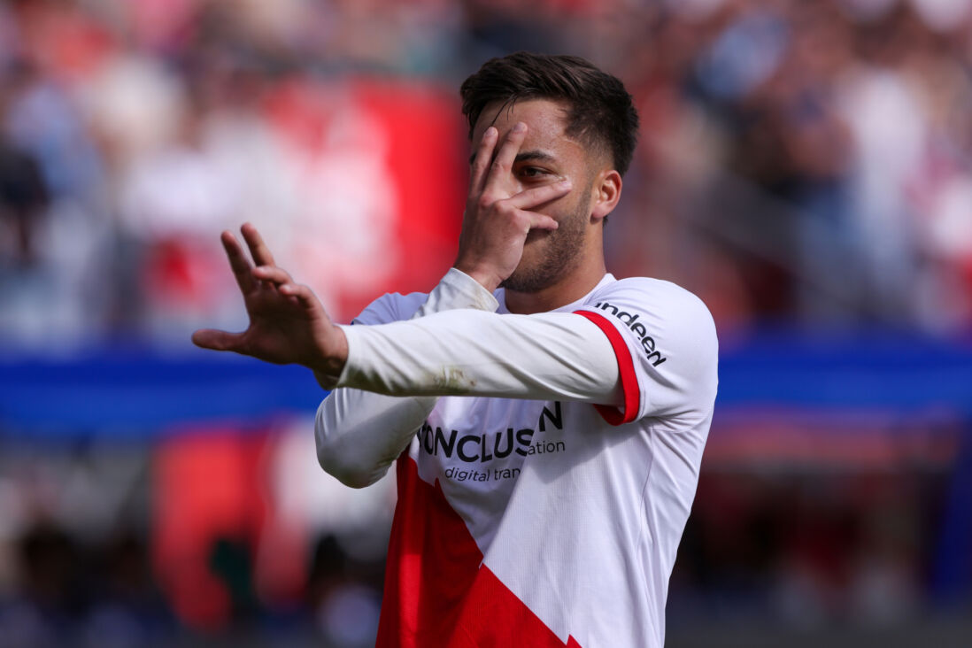 Souffian El Karouani (FC Utrecht) juicht