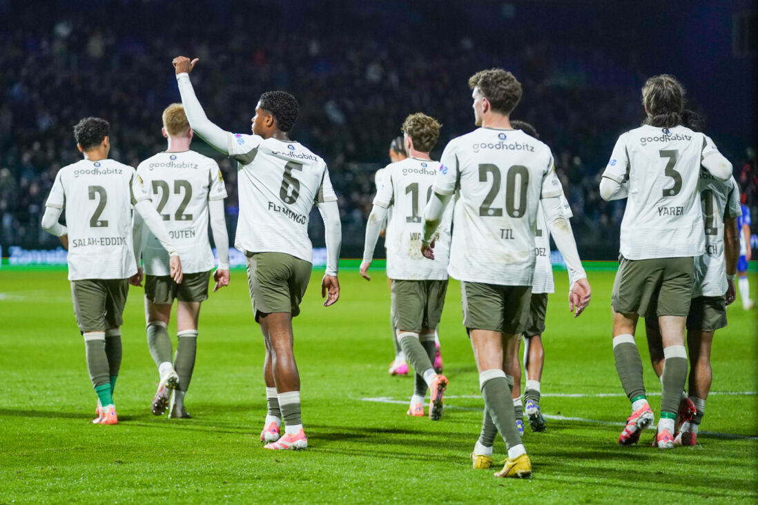 PSV viert treffer tegen PEC Zwolle