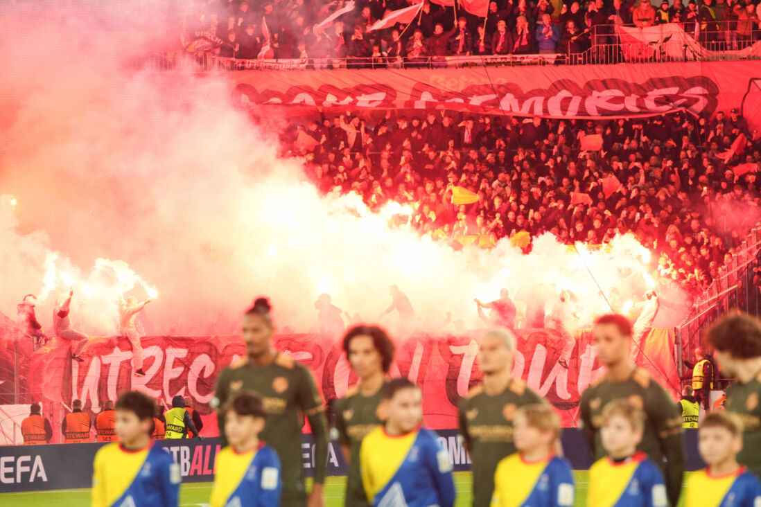 FC Utrecht-fans in het uitvak bij SC Freiburg