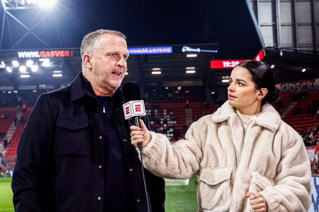 John van den Brom in gesprek met Fresia Cousiño Arias van ESPN