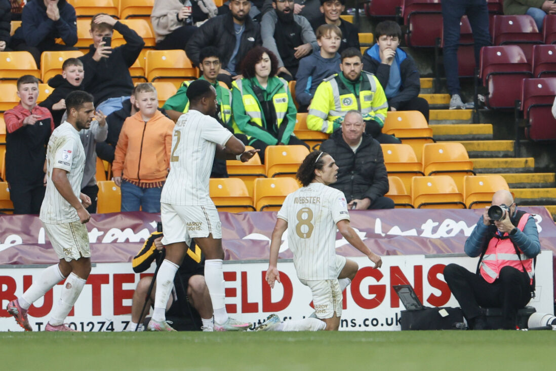 Charlie Webster juicht