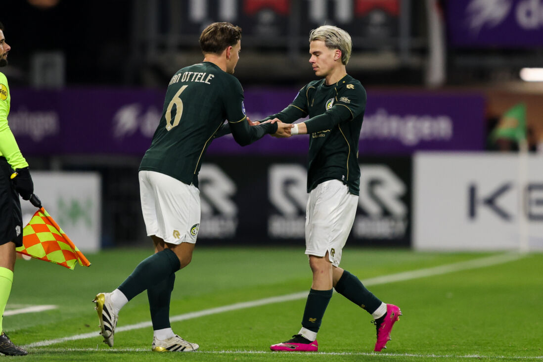 Syb van Ottele komt in de ploeg