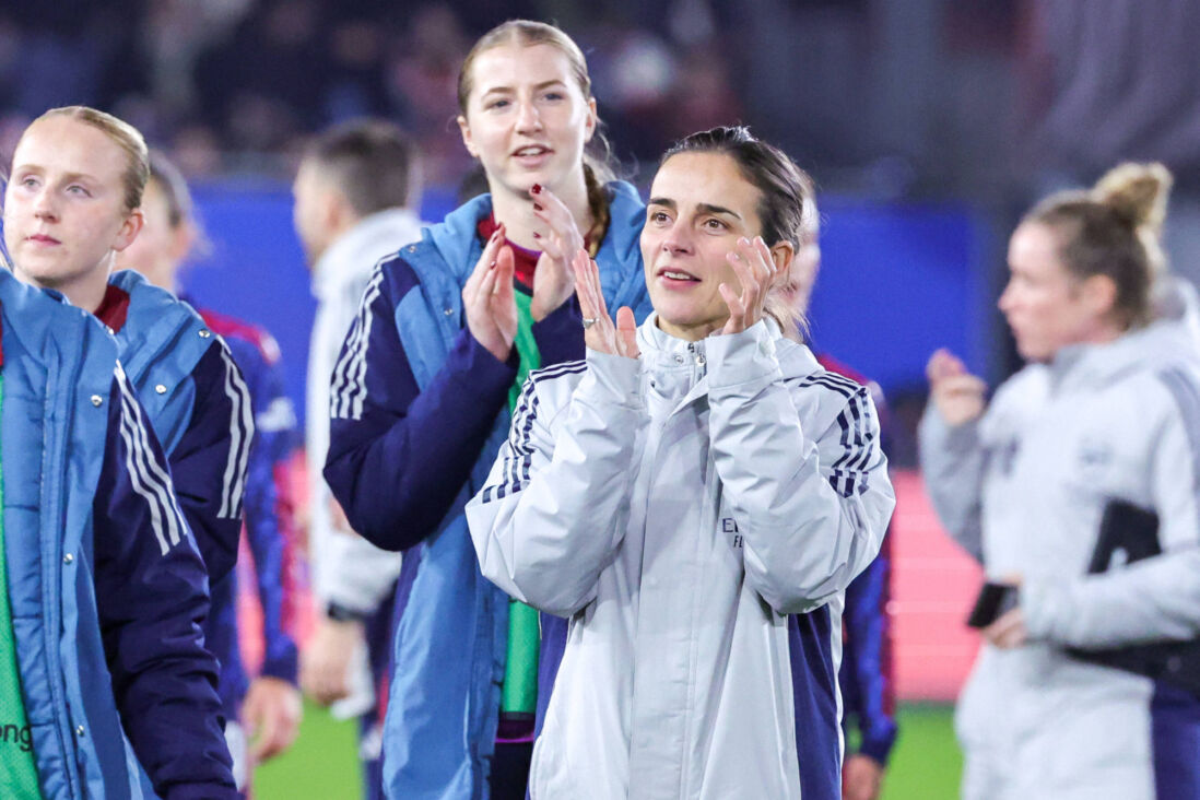 Renée Slegers bedankt het publiek