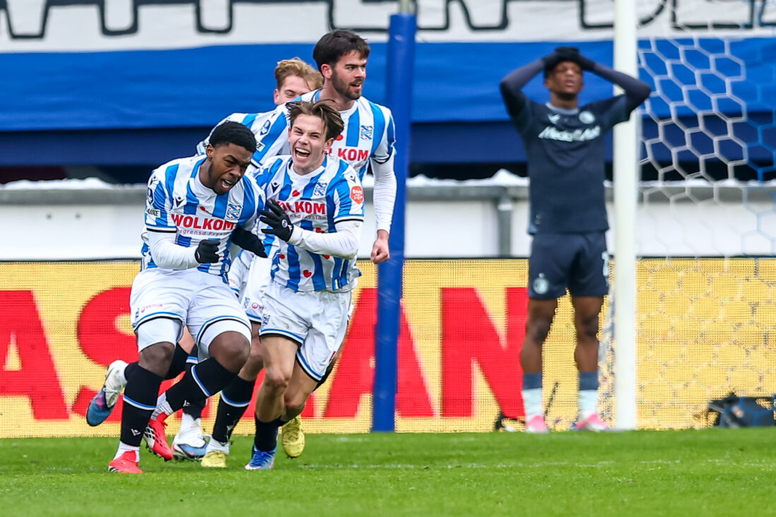 Amourricho Van Axel-Dongen scoorde de late gelijkmaker tegen Feyenoord
