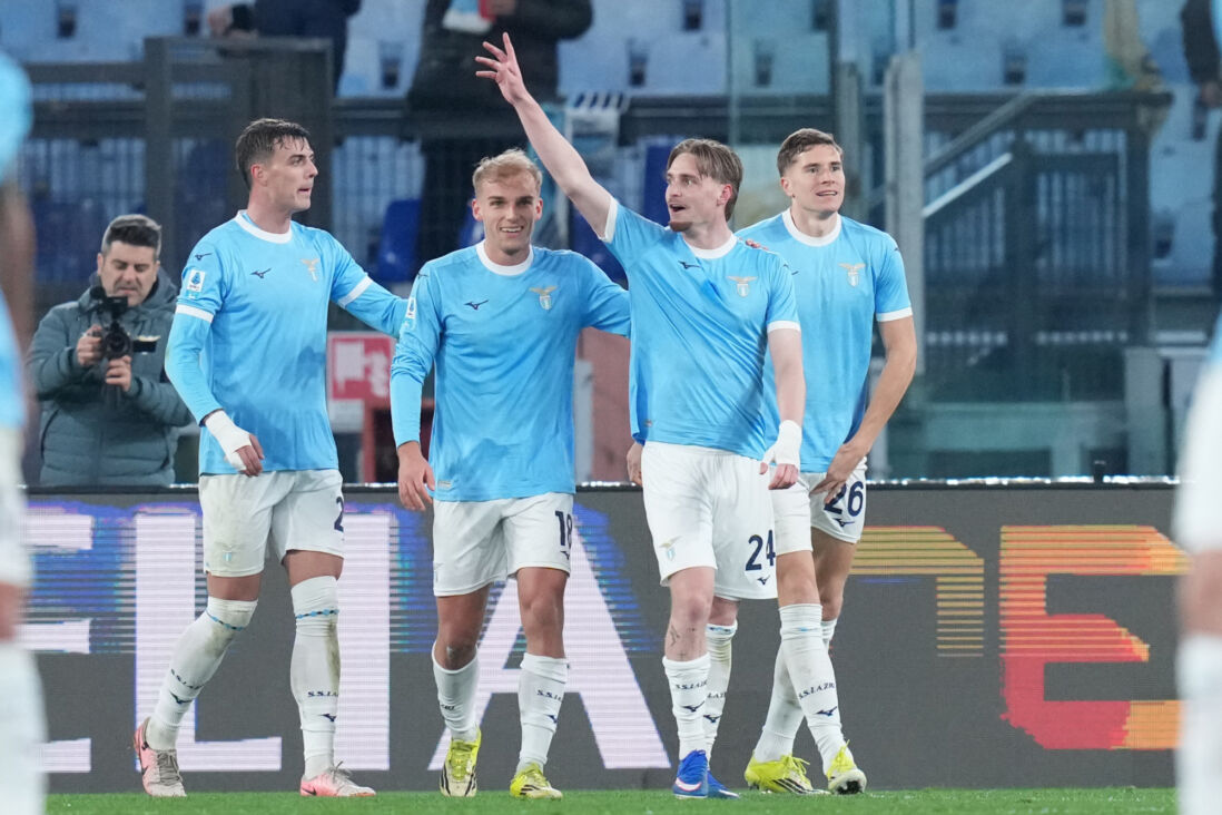 Kenneth Taylor juicht