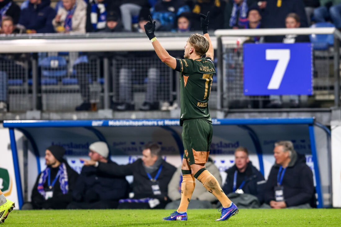 Jesper Karlsson juicht