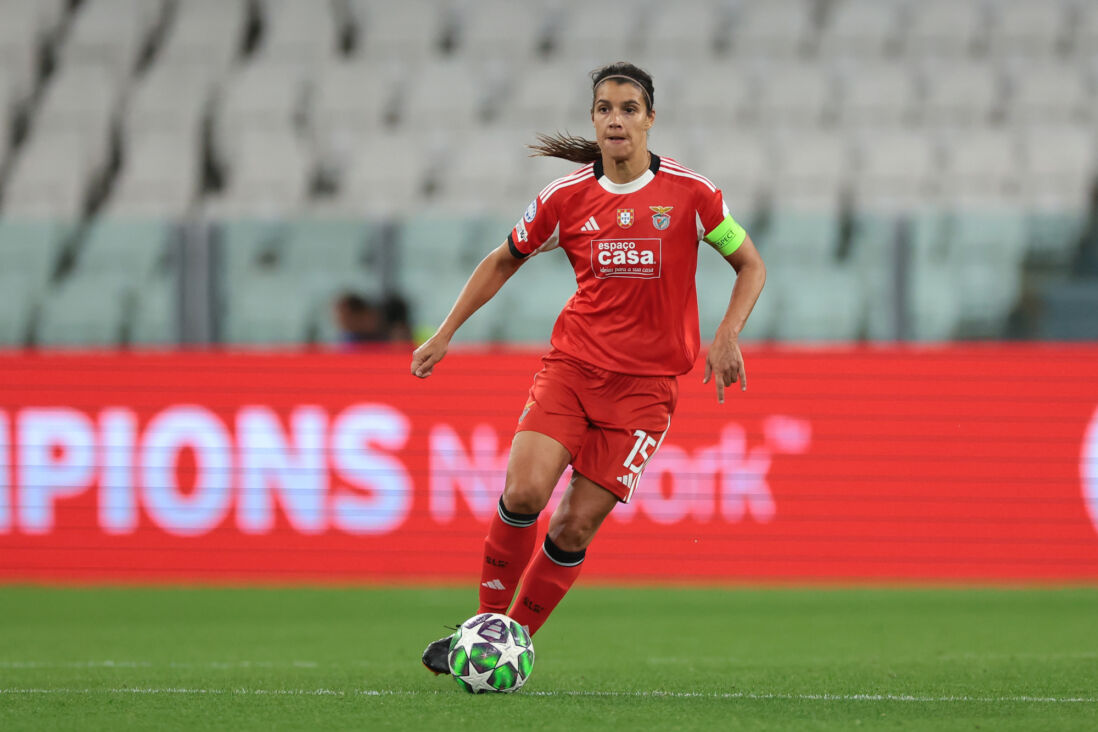 Carole Costa in het duel met Juventus