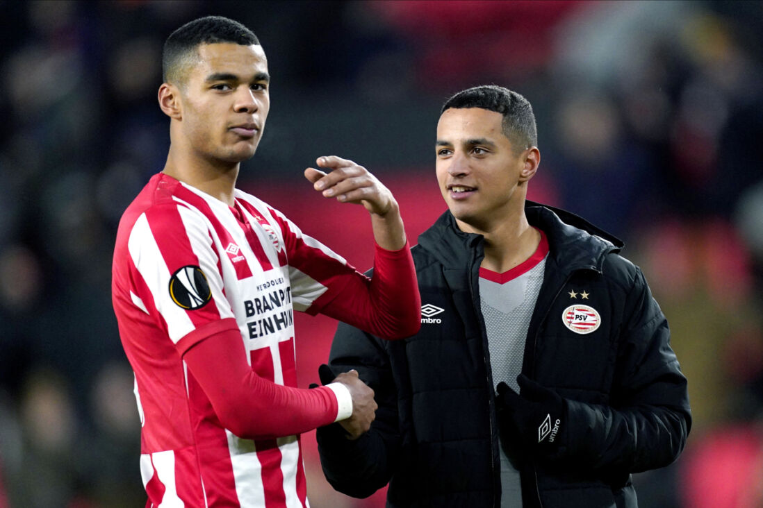 Cody Gakpo en Mohamed Ihattaren namens PSV