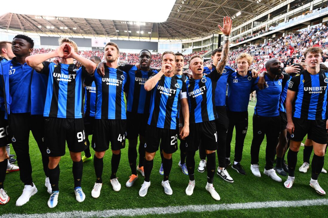 Spelers van Club Brugge vieren feest met uitvak