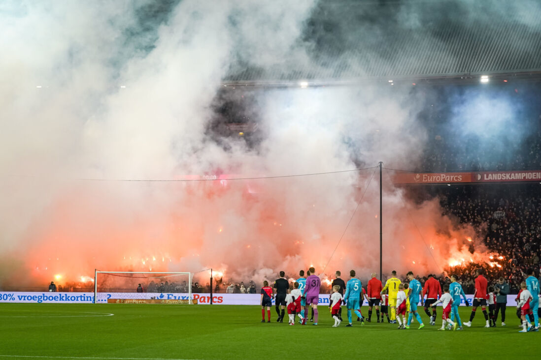 "Die Feyenoordtickets konden we voor een… FeyenoordPings