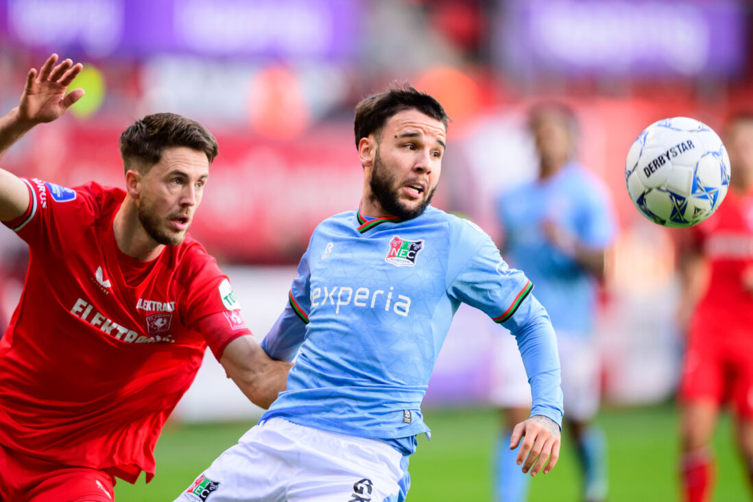 Calvin Verdonk tegen FC Twente
